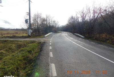 Teren de 836 mp, în Central - 1