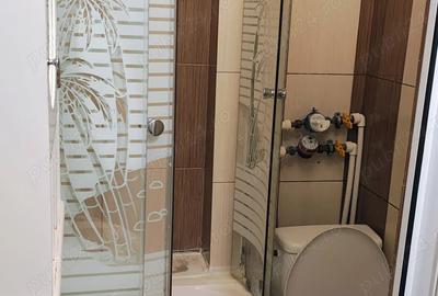 Inchiriez apartament - 2