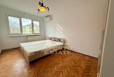 Apartament cu 4 camere semidecomandat, mobilat în Gheorghe Lazăr - 9