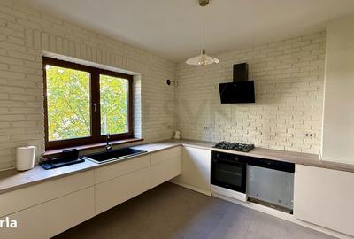 Casă cu 6 camere cu Canalizare în Colentina - 10