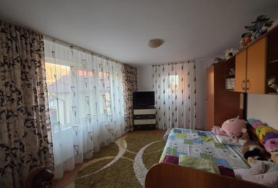 CASĂ P+E+M, 2340 mp teren - VALEA MĂRULUI - 9