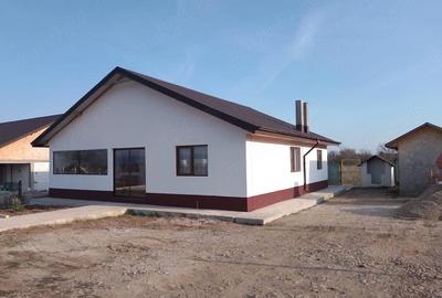 Casă cu Teren 600 Mp în Săsenii Noi - 2