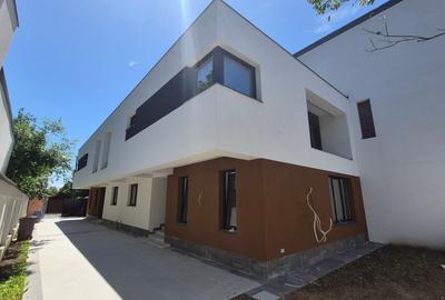 Casă cu 5 camere cu Teren 80 Mp în Bucureștii Noi - 47