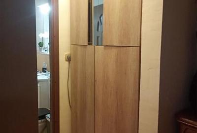 Mobilat si utilat la etaj intermediar aproape de Medicina 2 - 8