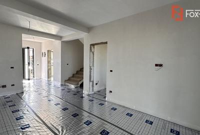 Duplex cu 5 camere cu Teren 300 Mp în Moșnița Veche - 1