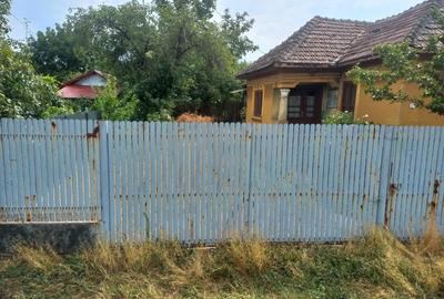 Casă cu 3 camere în Central - 2