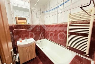 Apartament cu 2 camere decomandat în Cornișa