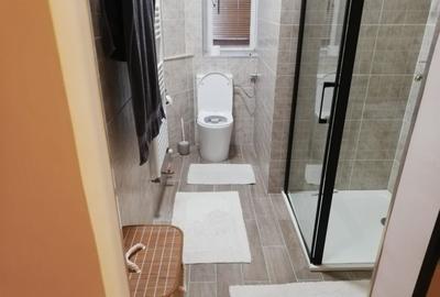 Apartament cu 2 camere semidecomandat în Tractorul - 3