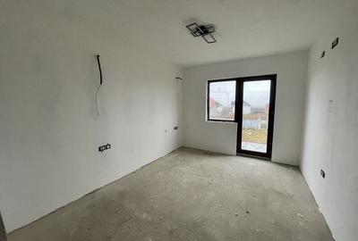 Pensiune cu piscina in constructie - 8