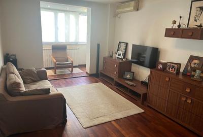 3 camere decomandat/5 min de statia Metrou Titan/3 min. parc/Centrala apartament 3 camere decomandat/5 min de statia Metrou Titan/3 min. parc/Centrala apartament - 3