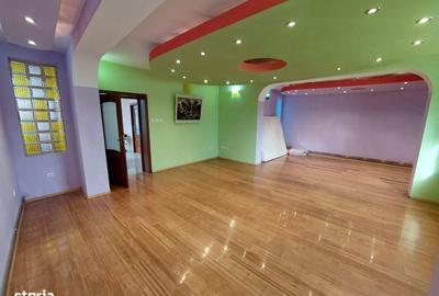 Casă cu 4 camere în Micro 5 - 15