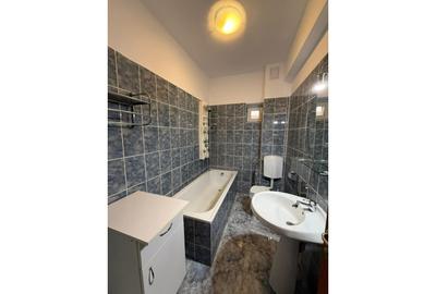 REV2004592 Ion Mihalache l Vila l 370 mp l 5 camere - 16