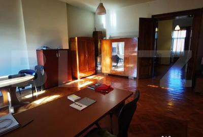 Apartament cu 4 camere semidecomandat în Traian - 4