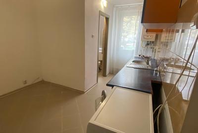 Garsoniera spatioasa cu centrala, parter, zona Narcisa - 6