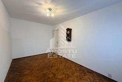 Apartament cu 3 camere semidecomandat, mobilat în Circumvalațiunii - 3