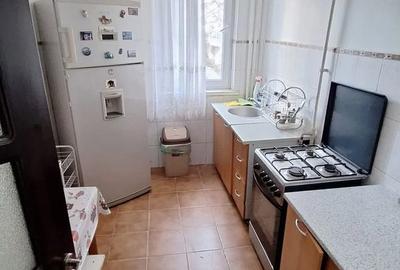 Apartament cu 3 camere semidecomandat în Calea București - 5