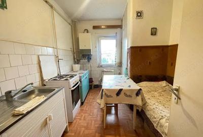 NORD - 22 decembrie, Apartament 2 cam, etaj 3, bucatarie mare, bloc 1980 - 7