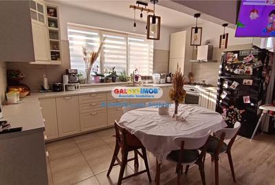 Casa cu terasa si curte 4 camere - Otopeni - 3