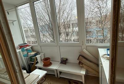 Apartament cu 3 camere semidecomandat, mobilat în Berceni - 6