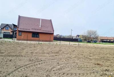 Teren de 1683 mp, în Lunca Calnicului - 10