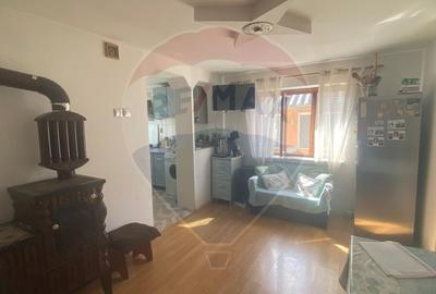 DE VANZARE Casa Oras Budesti/Jud Calarasi in zona Centrala - 9