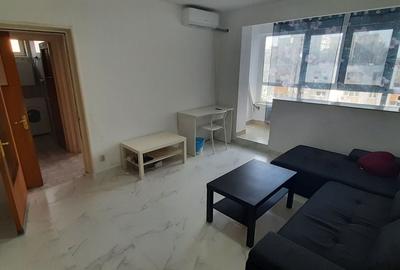 Apartament cu 2 camere decomandat în Drumul Taberei
