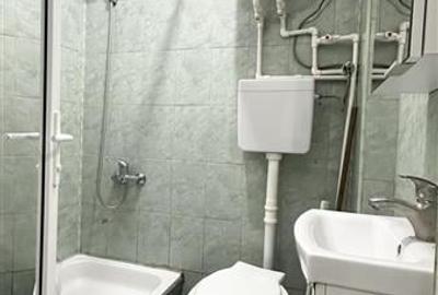 Garsoniera Complet Mobilata si Utilata, Etaj 1, zona Palas - 8