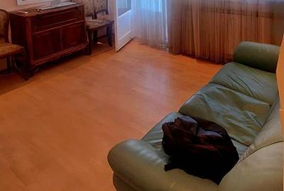 Apartament cu 3 camere semidecomandat în Drumul Taberei - 1