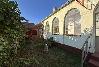 Casa individuala cu 3 camere si teren de 1577 mp, Bucovat central - 1