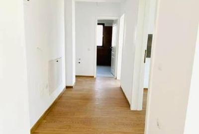 Apartament cu 2 camere semidecomandat în Bucium - 4