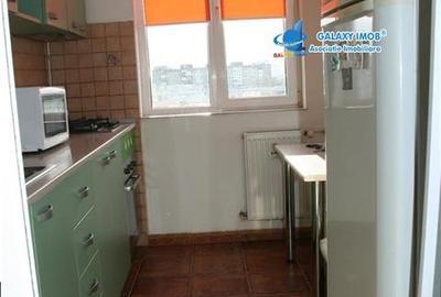 Apartament cu 3 camere semidecomandat în Drumul Taberei - 13