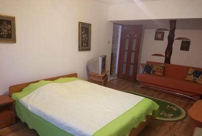 Apartament cu 2 camere decomandat în Central - 4