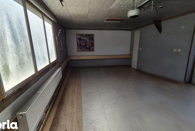 Casă cu 3 camere cu Teren 1318 Mp în Central - 6