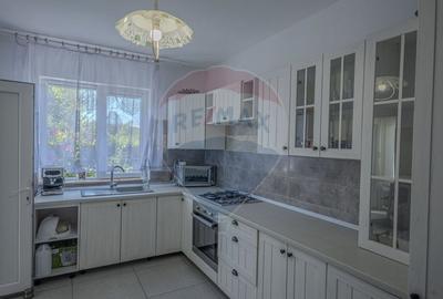 Casă de vânzare cu cabinet stomatologic – Chitila - 1