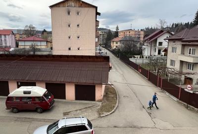 Apartament cu 4 camere decomandat, mobilat în Central - 14