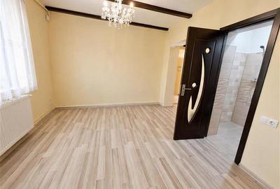 Spațiu comercial, de 39 mp, în Centrul Civic - 2