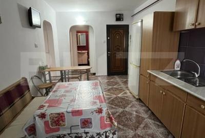 Apartament cu 3 camere decomandat în Galata - 14
