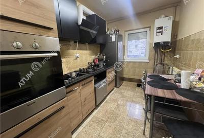 Apartament cu 3 camere decomandat în Valea Aurie - 9