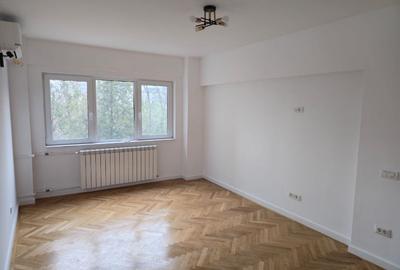 Apatament de vanzare 3 camere - 2