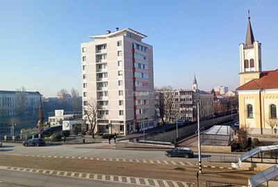 Apartament cu 2 camere decomandat în Central - 2