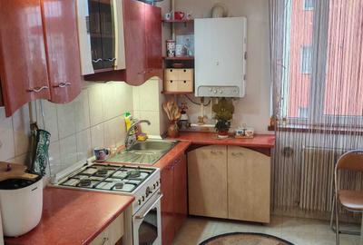 Apartament cu 2 camere decomandat în Central - 2