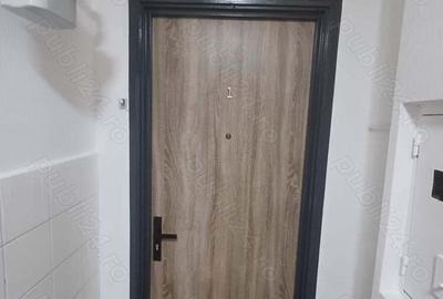 Spațiu comercial, de 15 mp, în Eroii Revoluției - 3