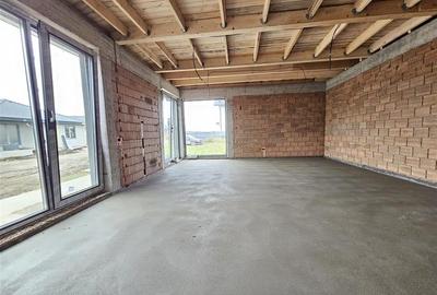 Casa noua individuala pe parter in Sanpetru, 190.000 euro.COMISION 0% - 9