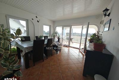 Casă cu 9 camere cu Teren 499 Mp în Limanu - 4