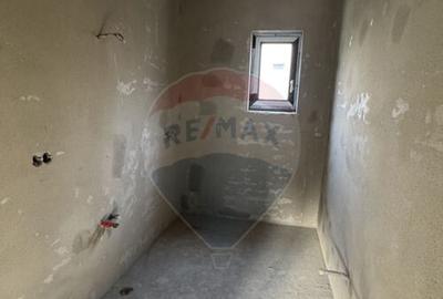 VILA NOUA DE VANZARE in zona Parcul Mare (Regina Maria) - 12