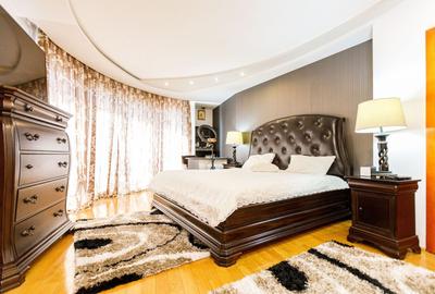 Casă individuală cu 6 camere cu Canalizare în Est - 6