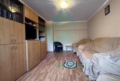 Apartament cu 3 camere decomandat în Obor - 2