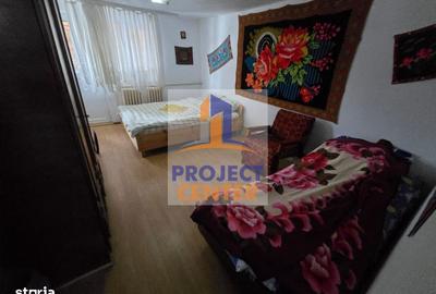 Casă cu 4 camere cu Teren 244 Mp în Sălătrucu - 9