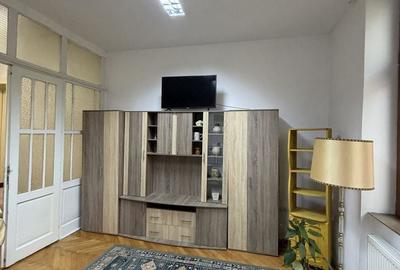 Apartament cu 2 camere decomandat în Exterior Vest