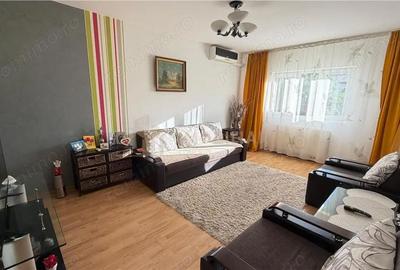 Apartament cu 3 camere decomandat în Bogdan Vodă
